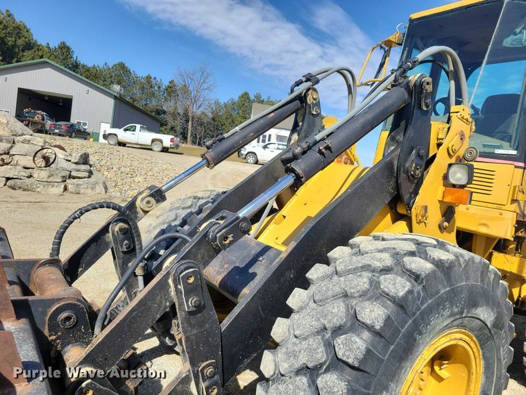 image for item NK9864 1996 Caterpillar IT28F wheel loader