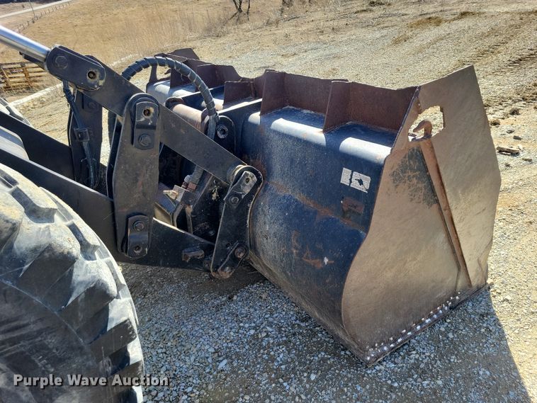 image for item NK9864 1996 Caterpillar IT28F wheel loader