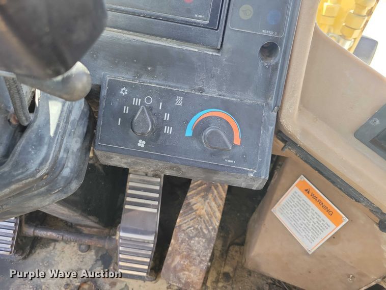 image for item NK9864 1996 Caterpillar IT28F wheel loader