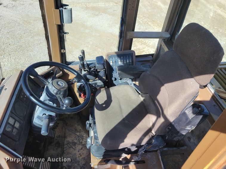 image for item NK9864 1996 Caterpillar IT28F wheel loader