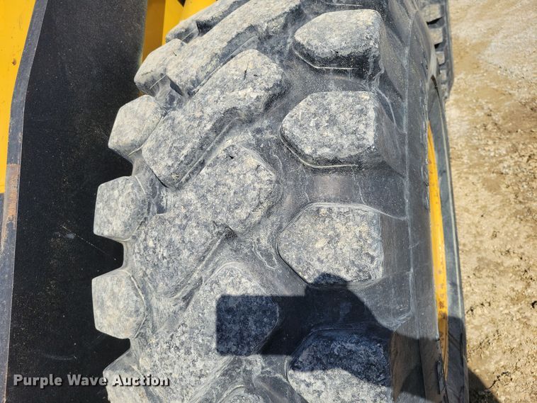 image for item NK9864 1996 Caterpillar IT28F wheel loader