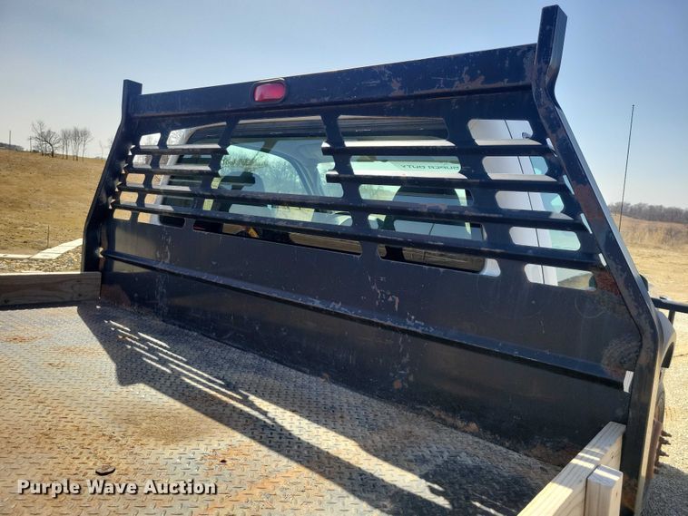 image for item NK9865 2010 Ford F450 flatbed truck