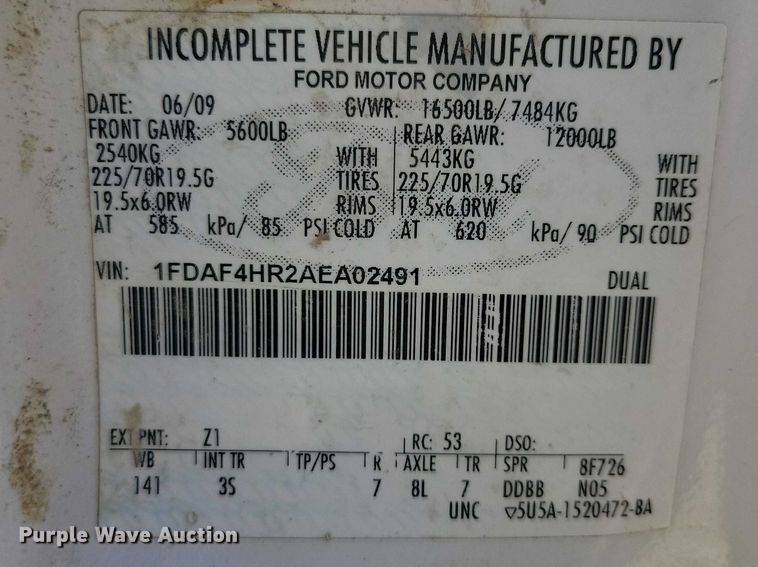 image for item NK9865 2010 Ford F450 flatbed truck