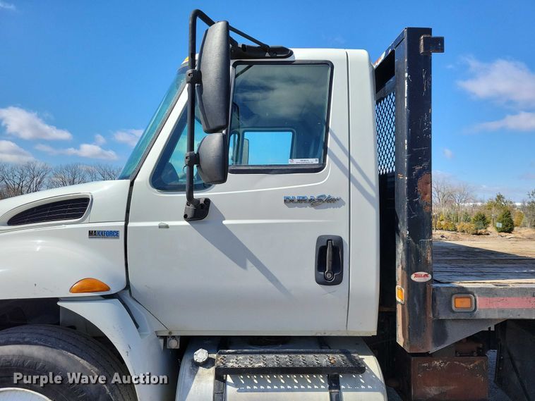 image for item NK9873 2014 International DuraStar 4300 dump flatbed truck