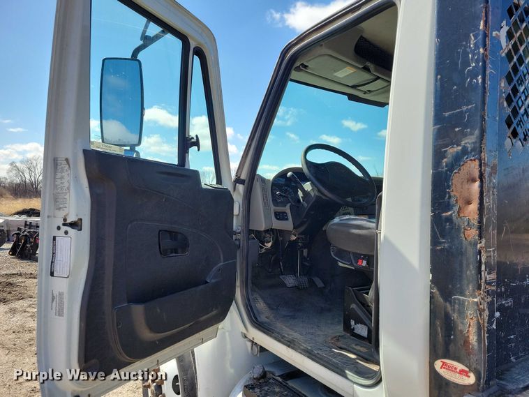 image for item NK9873 2014 International DuraStar 4300 dump flatbed truck