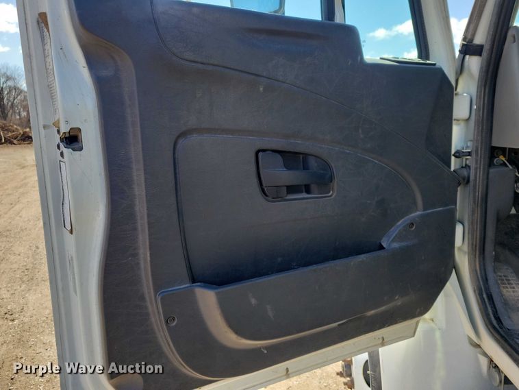 image for item NK9873 2014 International DuraStar 4300 dump flatbed truck