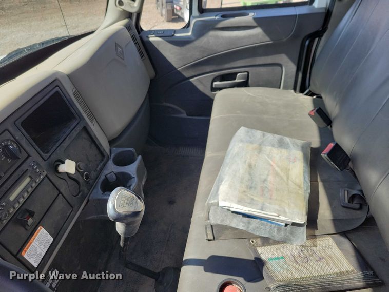 image for item NK9873 2014 International DuraStar 4300 dump flatbed truck