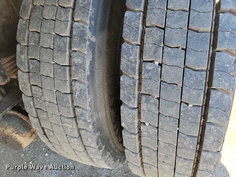 image for item NK9873 2014 International DuraStar 4300 dump flatbed truck