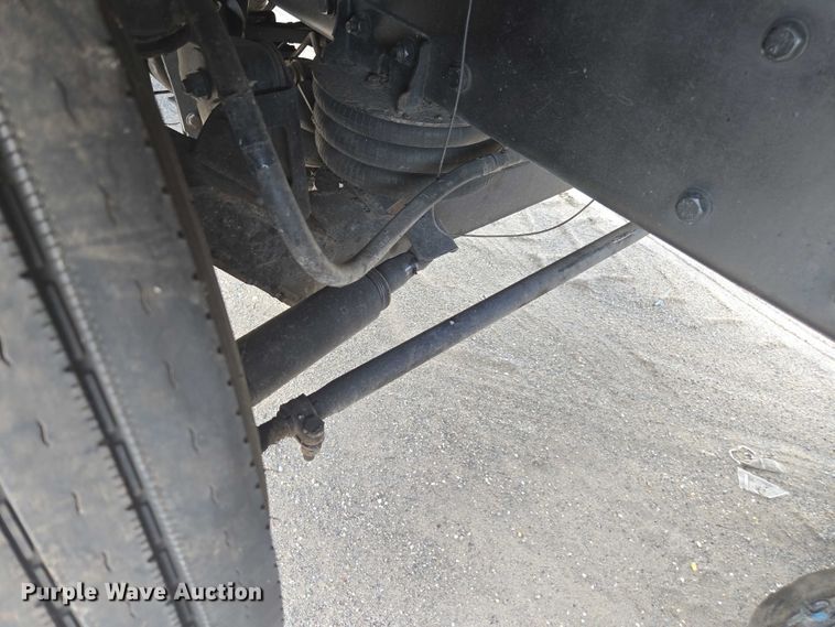 image for item YA0733 2017 Kenworth T880 dump truck