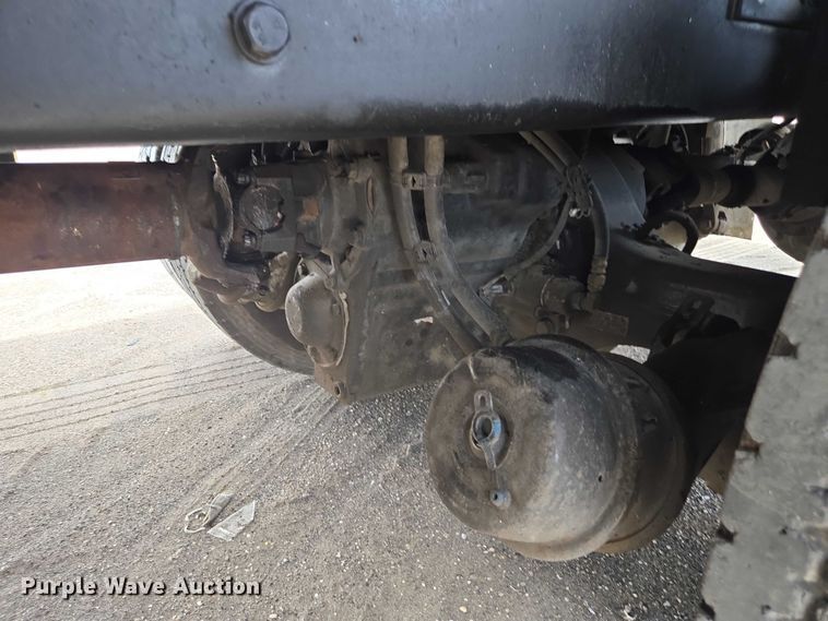 image for item YA0733 2017 Kenworth T880 dump truck