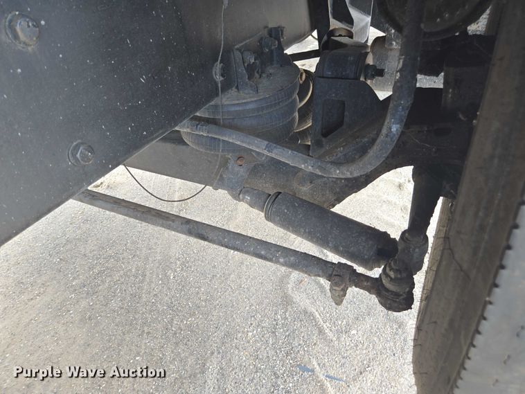 image for item YA0733 2017 Kenworth T880 dump truck