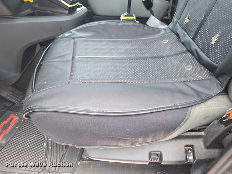 image for item YA0733 2017 Kenworth T880 dump truck