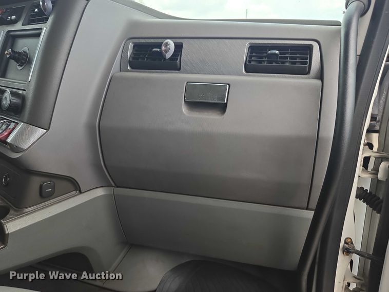 image for item YA0733 2017 Kenworth T880 dump truck