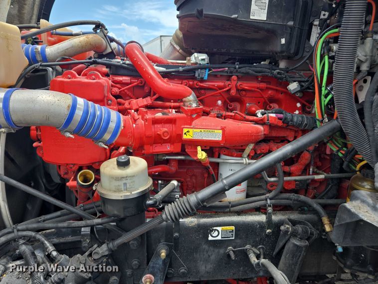 image for item YA0733 2017 Kenworth T880 dump truck