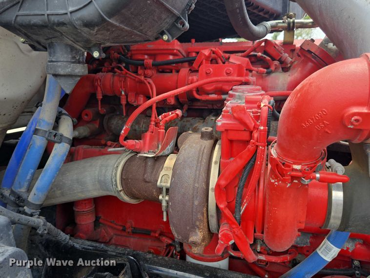 image for item YA0733 2017 Kenworth T880 dump truck