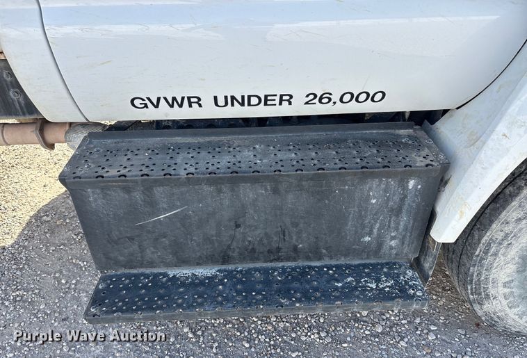 image for item YA1838 2023 Ford F750 Super Duty water truck