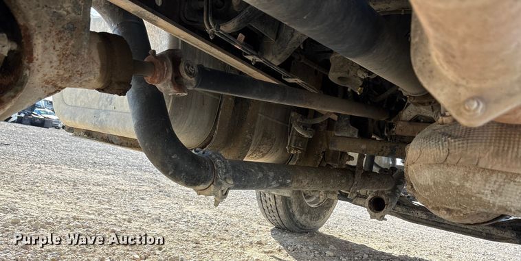 image for item YA1838 2023 Ford F750 Super Duty water truck