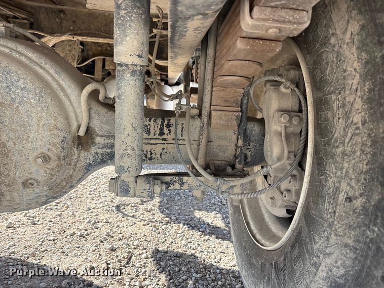 image for item YA1838 2023 Ford F750 Super Duty water truck