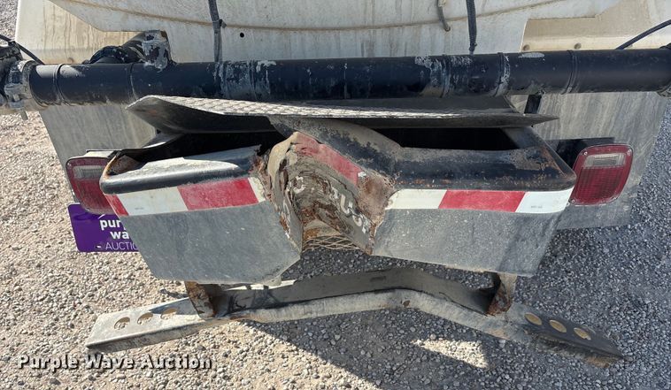 image for item YA1838 2023 Ford F750 Super Duty water truck