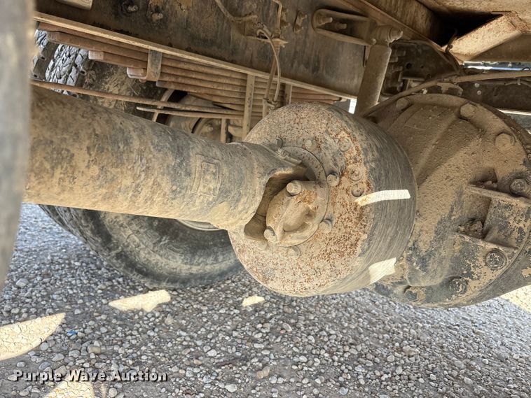 image for item YA1838 2023 Ford F750 Super Duty water truck