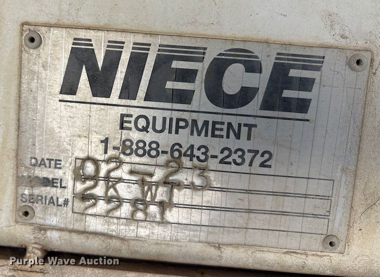 image for item YA1838 2023 Ford F750 Super Duty water truck