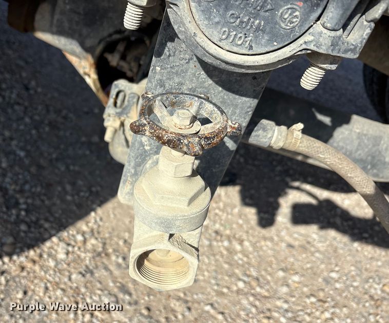 image for item YA1838 2023 Ford F750 Super Duty water truck