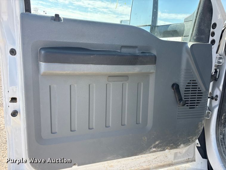 image for item YA1838 2023 Ford F750 Super Duty water truck