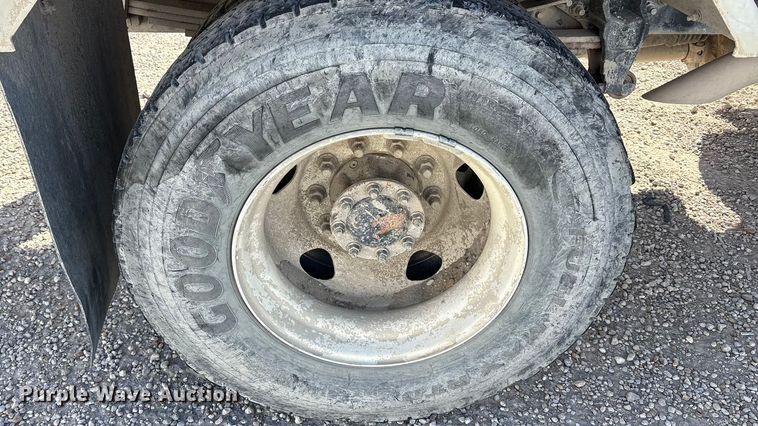 image for item YA1838 2023 Ford F750 Super Duty water truck