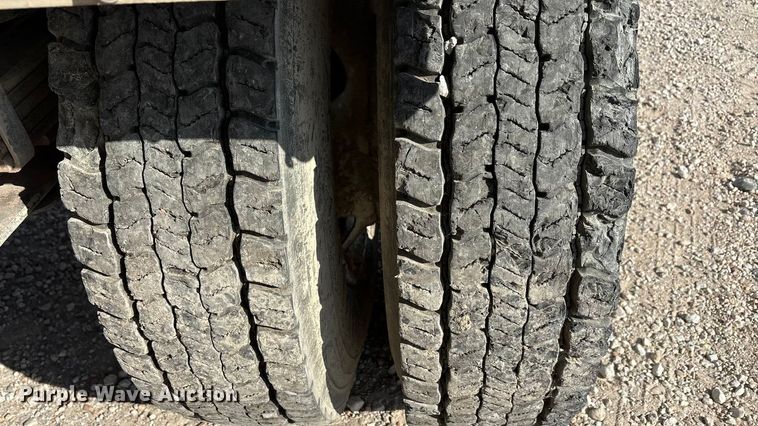 image for item YA1838 2023 Ford F750 Super Duty water truck