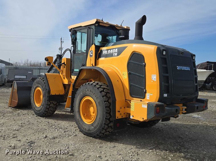 image for item YA1847 Hyundai HL940A TM high lift wheel loader