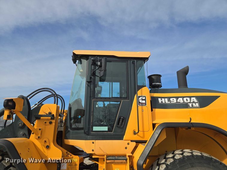 image for item YA1847 Hyundai HL940A TM high lift wheel loader