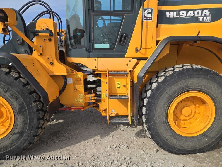 image for item YA1847 Hyundai HL940A TM high lift wheel loader