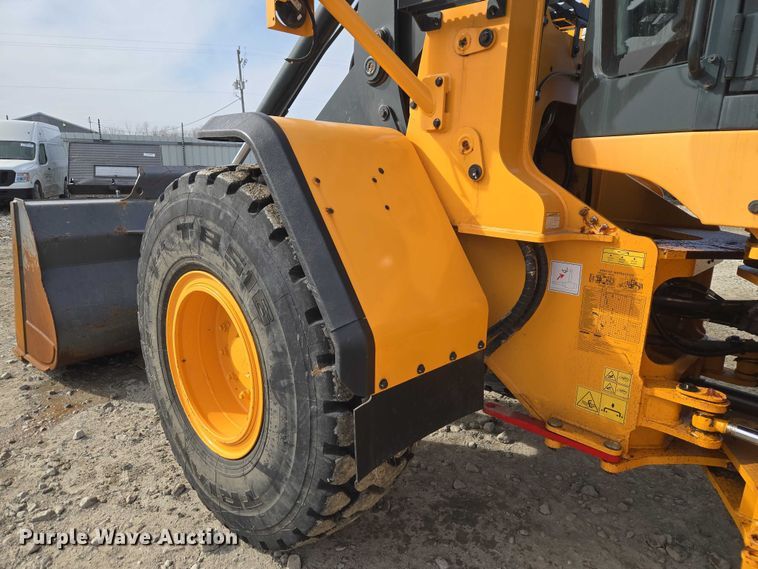 image for item YA1847 Hyundai HL940A TM high lift wheel loader