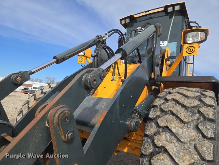 image for item YA1847 Hyundai HL940A TM high lift wheel loader