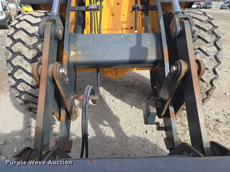 image for item YA1847 Hyundai HL940A TM high lift wheel loader