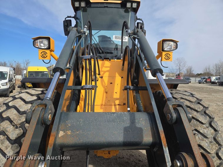 image for item YA1847 Hyundai HL940A TM high lift wheel loader