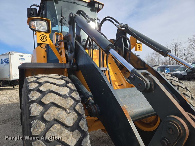 image for item YA1847 Hyundai HL940A TM high lift wheel loader