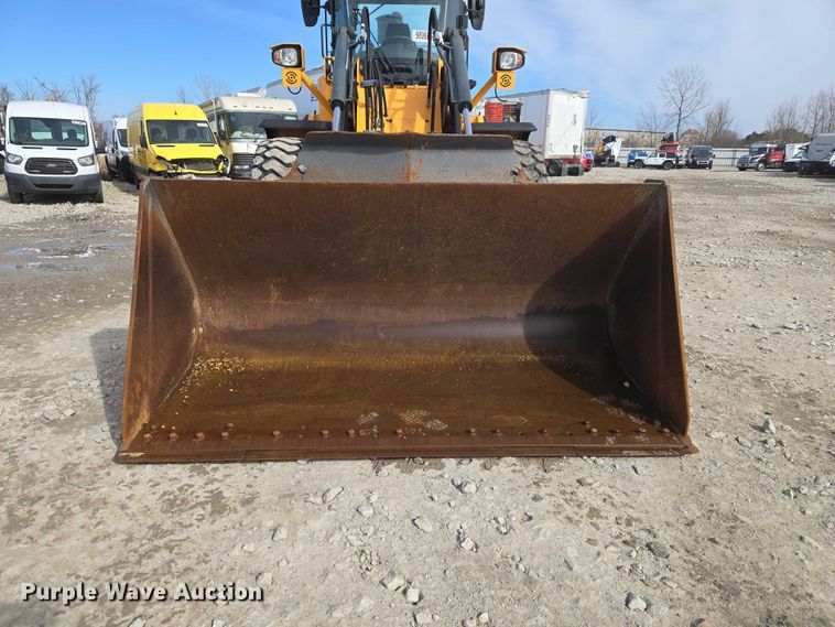 image for item YA1847 Hyundai HL940A TM high lift wheel loader