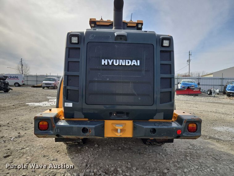 image for item YA1847 Hyundai HL940A TM high lift wheel loader