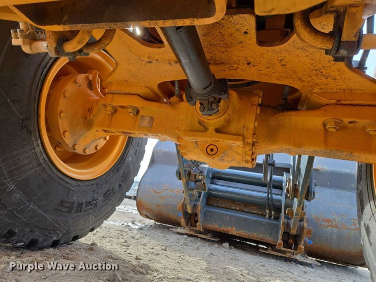 image for item YA1847 Hyundai HL940A TM high lift wheel loader