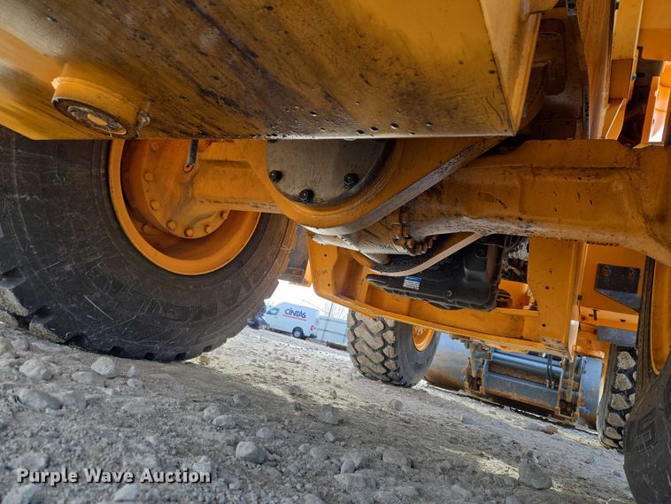 image for item YA1847 Hyundai HL940A TM high lift wheel loader