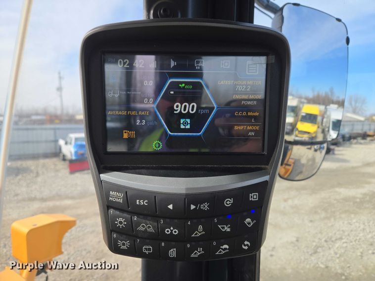 image for item YA1847 Hyundai HL940A TM high lift wheel loader