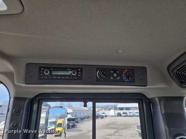 image for item YA1847 Hyundai HL940A TM high lift wheel loader