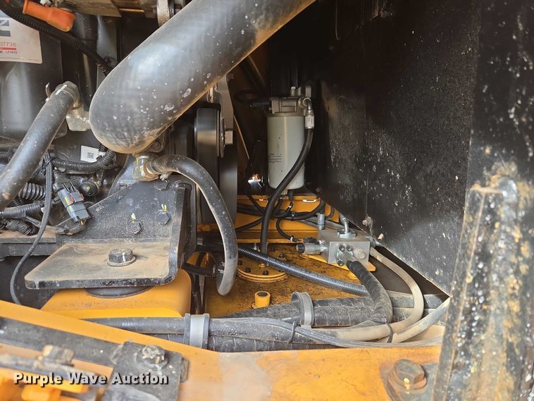 image for item YA1847 Hyundai HL940A TM high lift wheel loader