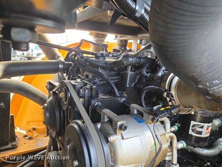 image for item YA1847 Hyundai HL940A TM high lift wheel loader