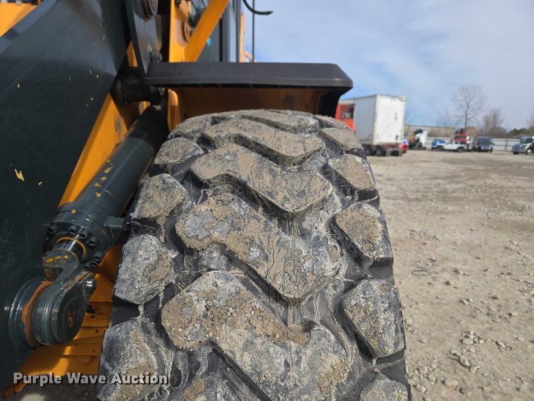 image for item YA1847 Hyundai HL940A TM high lift wheel loader