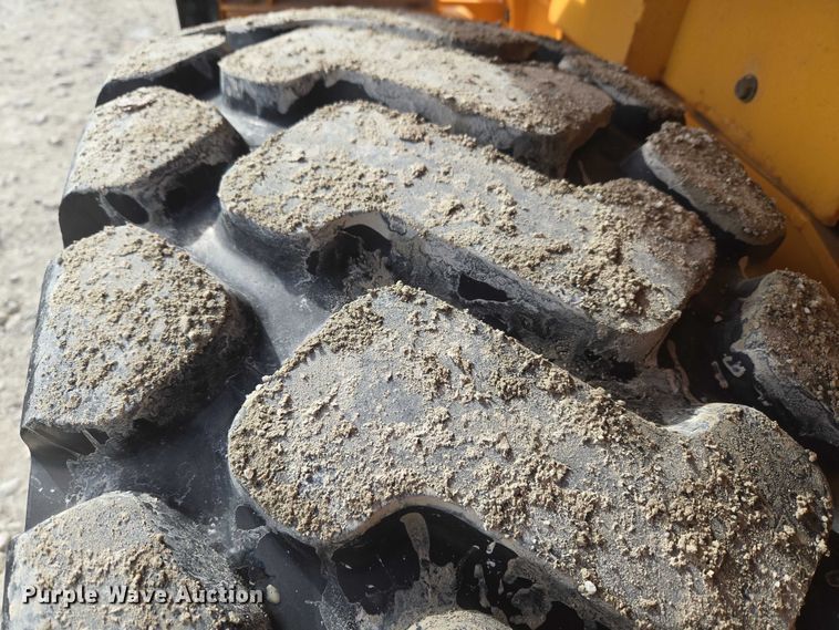 image for item YA1847 Hyundai HL940A TM high lift wheel loader