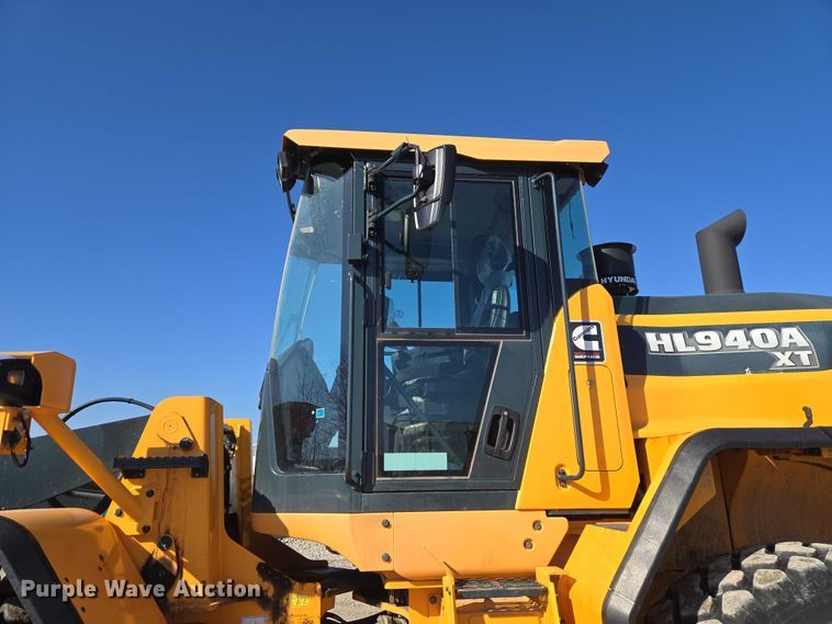 image for item YA1848 Hyundai HL940A XT high lift wheel loader