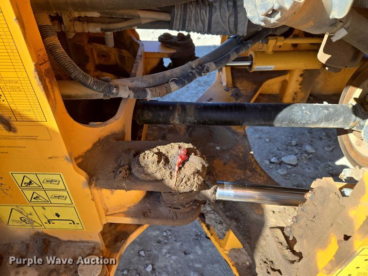 image for item YA1848 Hyundai HL940A XT high lift wheel loader