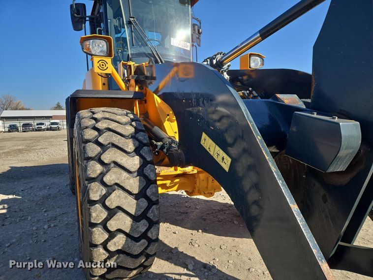 image for item YA1848 Hyundai HL940A XT high lift wheel loader